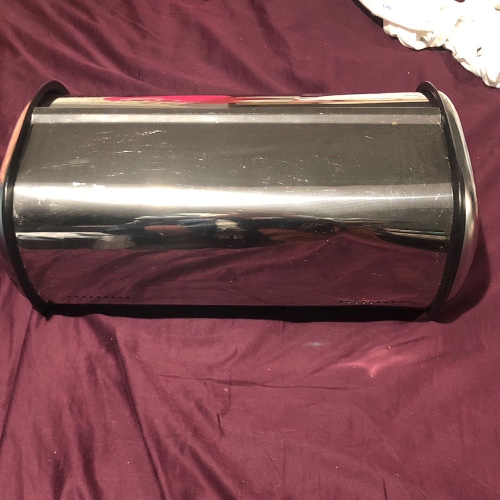 💜 Simpli-Magic Silver Bread Box - Picture 5 of 7